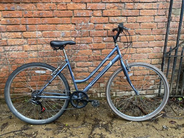 Used Professional Hybrid Bike For Sale in Oxford