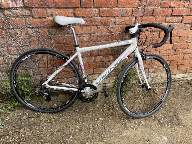 Used Viking  Road Bike For Sale in Oxford